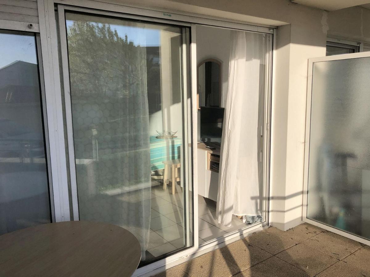 Studio Au Calme Avec Piscine, Face Golf, Parking Gratuit, Tout A Pied A 10Mn Centre Ville Сибур Экстерьер фото